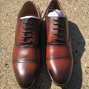 Dress shoes